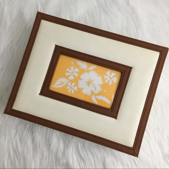 Victoria Secret | Photo Box - Picture 1 of 7